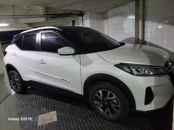 NISSAN KICKS 1.6 16V FLEXSTART SENSE XTRONIC NISSAN KICKS 1.6 16V FLEXSTART SENSE XTRONIC